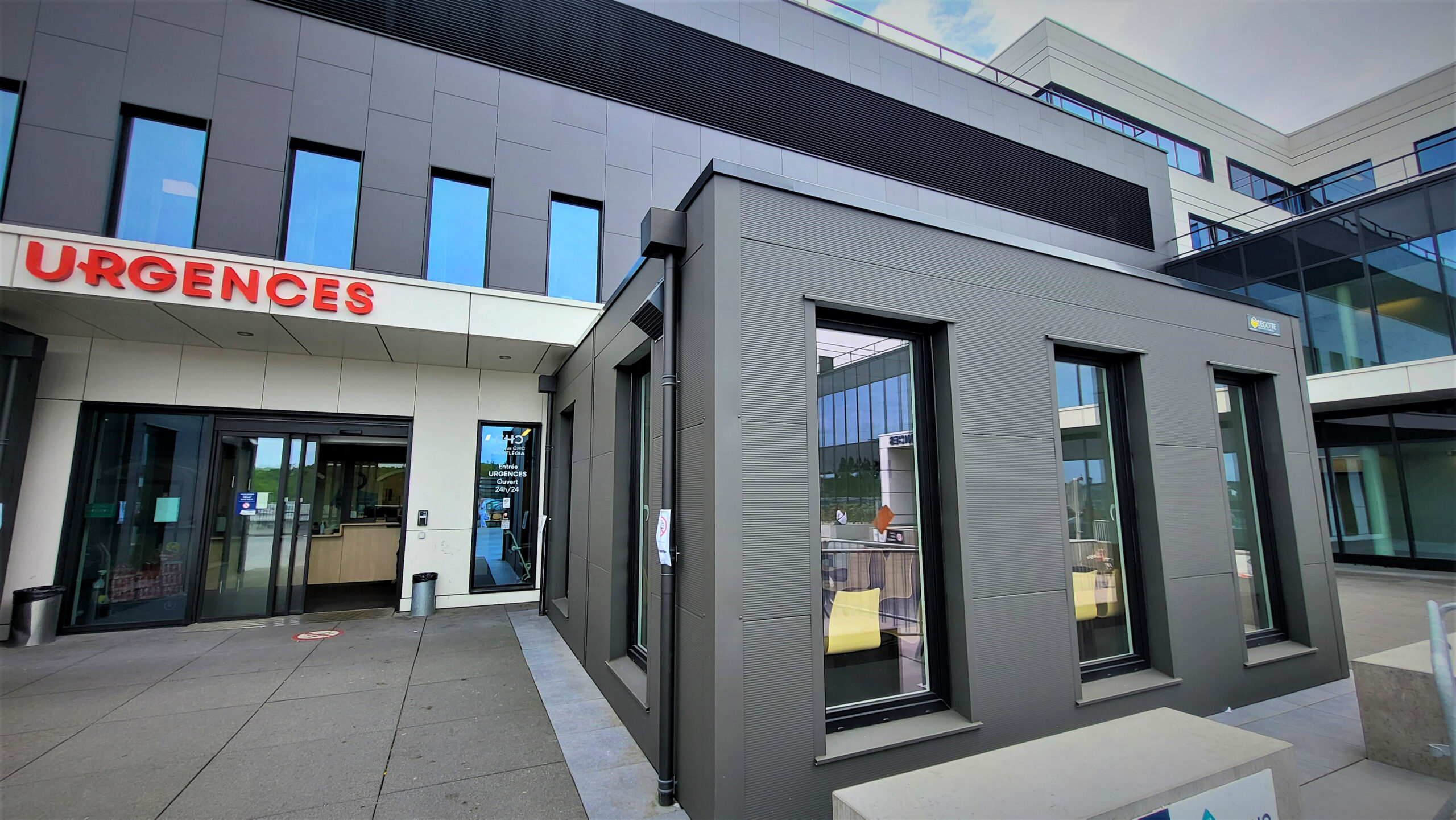Salle d'attente hôpital modulaire Modulaire ziekenhuis wachtruimte Modular hospital waiting room